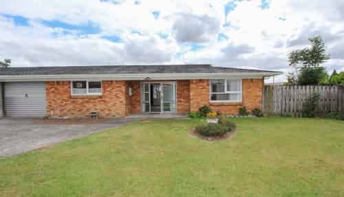 93B Fifth Avenue, Enderley