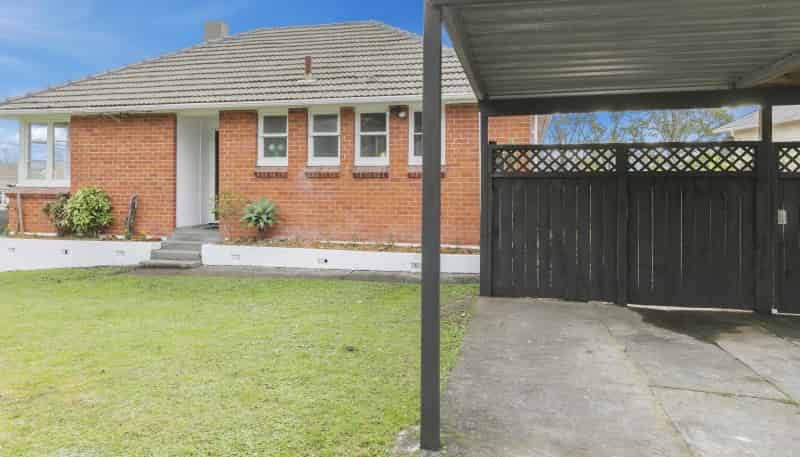 193 Waddington Drive, Naenae