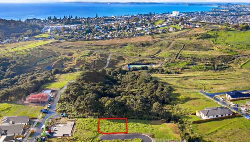 8 Te Wai Terrace, Orewa