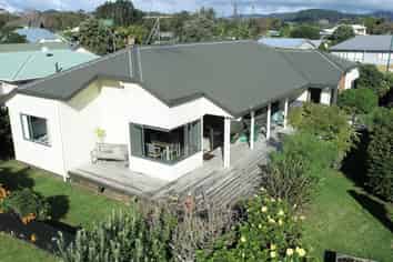 134 Kowhai Avenue, Matarangi