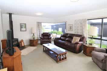 134 Kowhai Avenue, Matarangi