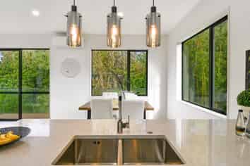 7A Manapouri Place, Pakuranga Heights