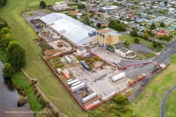 Large Industrial yard in central Paeroa for lease