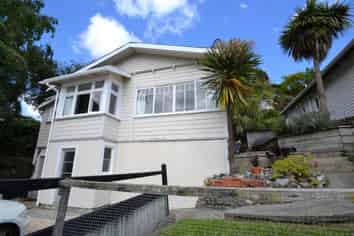 1 Examiner Street, Nelson City