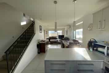 26 Kamana Road, Flat Bush