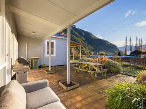 21 Gloucester Street, Kingston