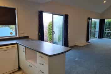 21B Watts Road, Fernhill/Sunshine Bay