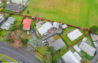 17 Barneys Farm Road, Clendon Park