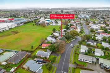 17 Barneys Farm Road, Clendon Park