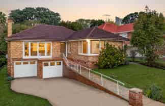 15 Kerr-Taylor Avenue, Mount Albert