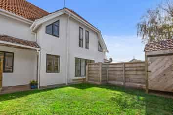 2/74 Waiwhetu Road, Waiwhetu