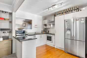 71 Russell Road, Manurewa