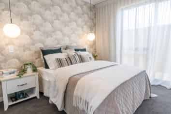 19 Dinning Road , Riverhead