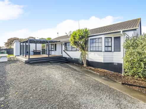 7 Anglers Way, Wattle Downs