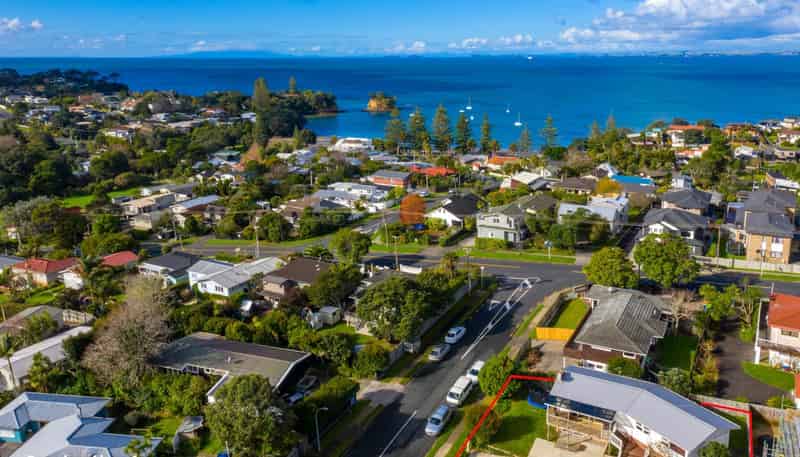 1 Weatherly Road, Torbay