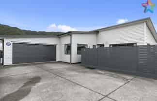 51 Fraser Colman Grove, 