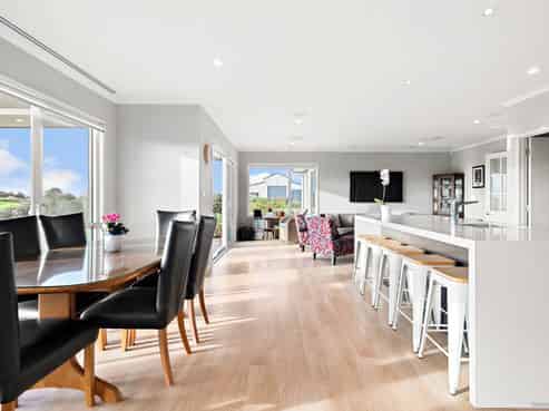 2 Irwin Road, Karaka