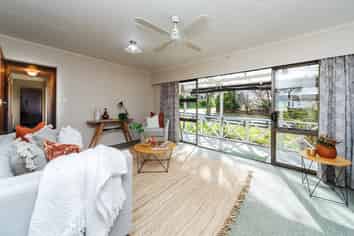 6 Heatherlea Heights, Feilding