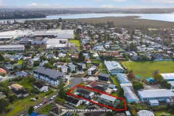 7 Gwendoline Avenue, Te Atatu Peninsula