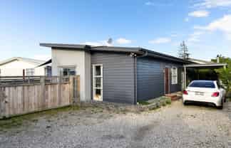 16A Richan Street, Glenview