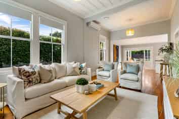 14 Royal Terrace, Sandringham