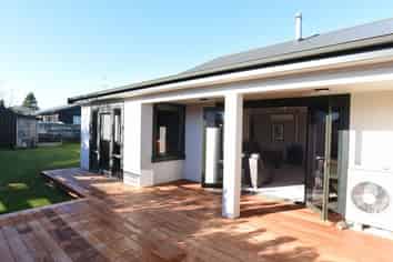 3 Daley Place, Winton