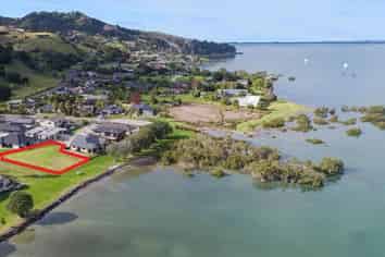 Waterfront _, Tamaterau