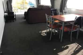 7 Rebekah Crescent, Flagstaff