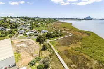 8/29 Montgomery Road, Judea