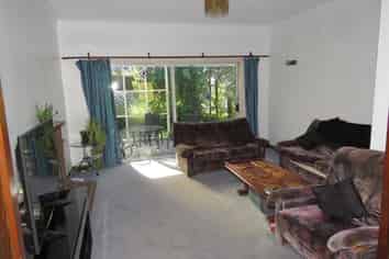 40 Disraeli Street, Westport