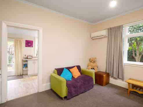 86 St Albans Street, Saint Albans