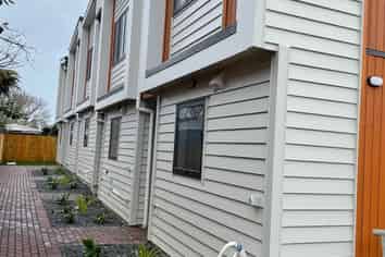 3/116 Buckland Road, Mangere East