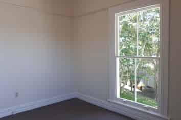 2 / 165a Hinemoa Street, Birkenhead