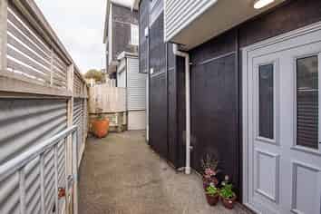 40 Erlestoke Crescent, Churton Park