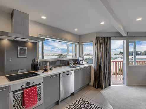 1/33 Beach Haven Road, Beach Haven