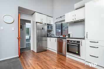 14D Phillip Street, Johnsonville