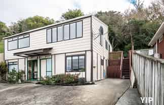 14D Phillip Street, Johnsonville