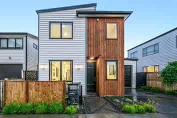 15 Silvereye Road, Hobsonville