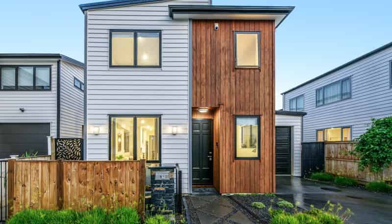 15 Silvereye Road, Hobsonville
