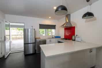 Room E/3/5 Edgecumbe Street, Whitiora