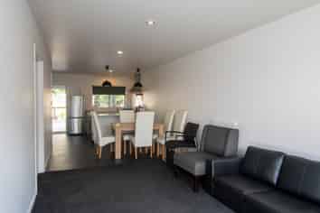 Room E/3/5 Edgecumbe Street, Whitiora