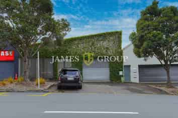 High Chic on Sale Street