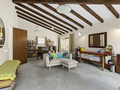 11 Waikowhai Street, Ngaio