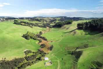 1493 South Head Road, Helensville