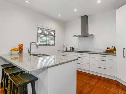 169 Point Chevalier Road, Point Chevalier