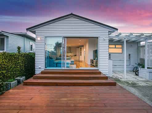 169 Point Chevalier Road, Point Chevalier