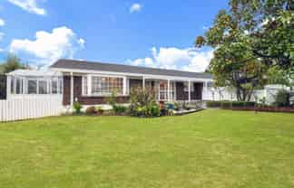 5 Majesty Place, Farm Cove