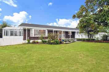 5 Majesty Place, Farm Cove