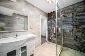 2/19 Oratu Place, Manurewa