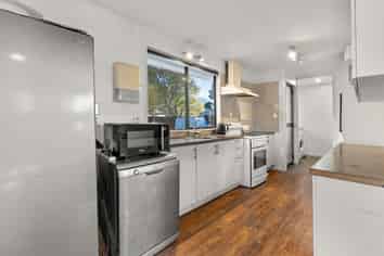 37 Trevor Hosken Drive, Wiri